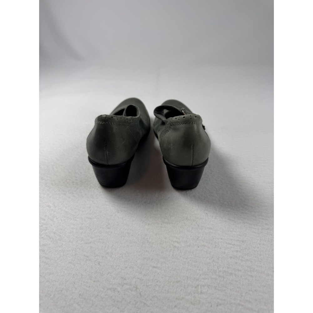 Dark Academia Clarks Womens 8.5 Mary Jane Grey Leather Brogue Block Heel 39346 - Picture 10 of 12